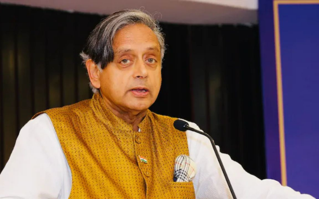 Shashi थरूर के वंशवाद के लेख ने मचाया बवाल, BJP प्रवक्ता बोले अपने बारे में भी….